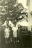 floyd-thomas-sr-with-wife-mary-alice-bayha-and-children-approx-1935