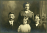 edward-andrew-reynolds-wife-myrtle-rosa-stuver-daughters-irene-and-esther-dorothy-unknown-date